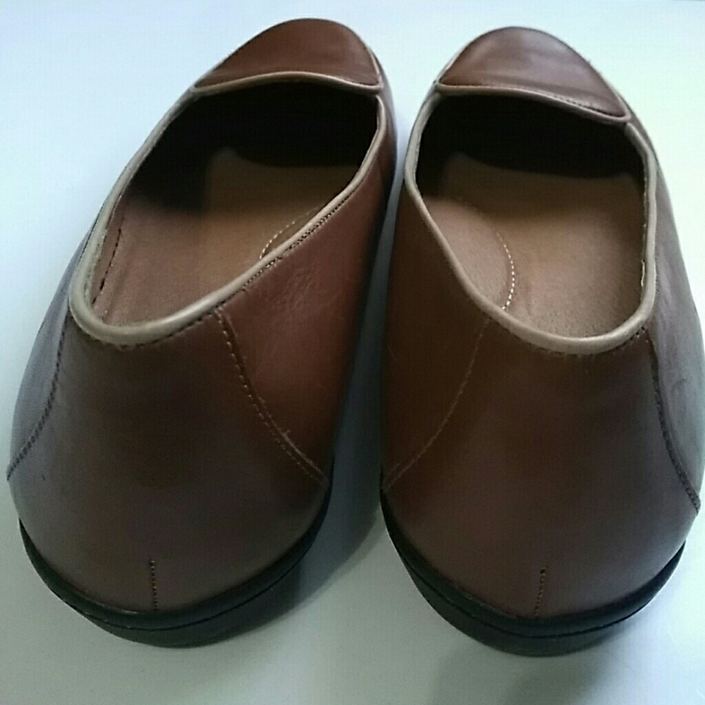 Shoes - Picture 4 of 4